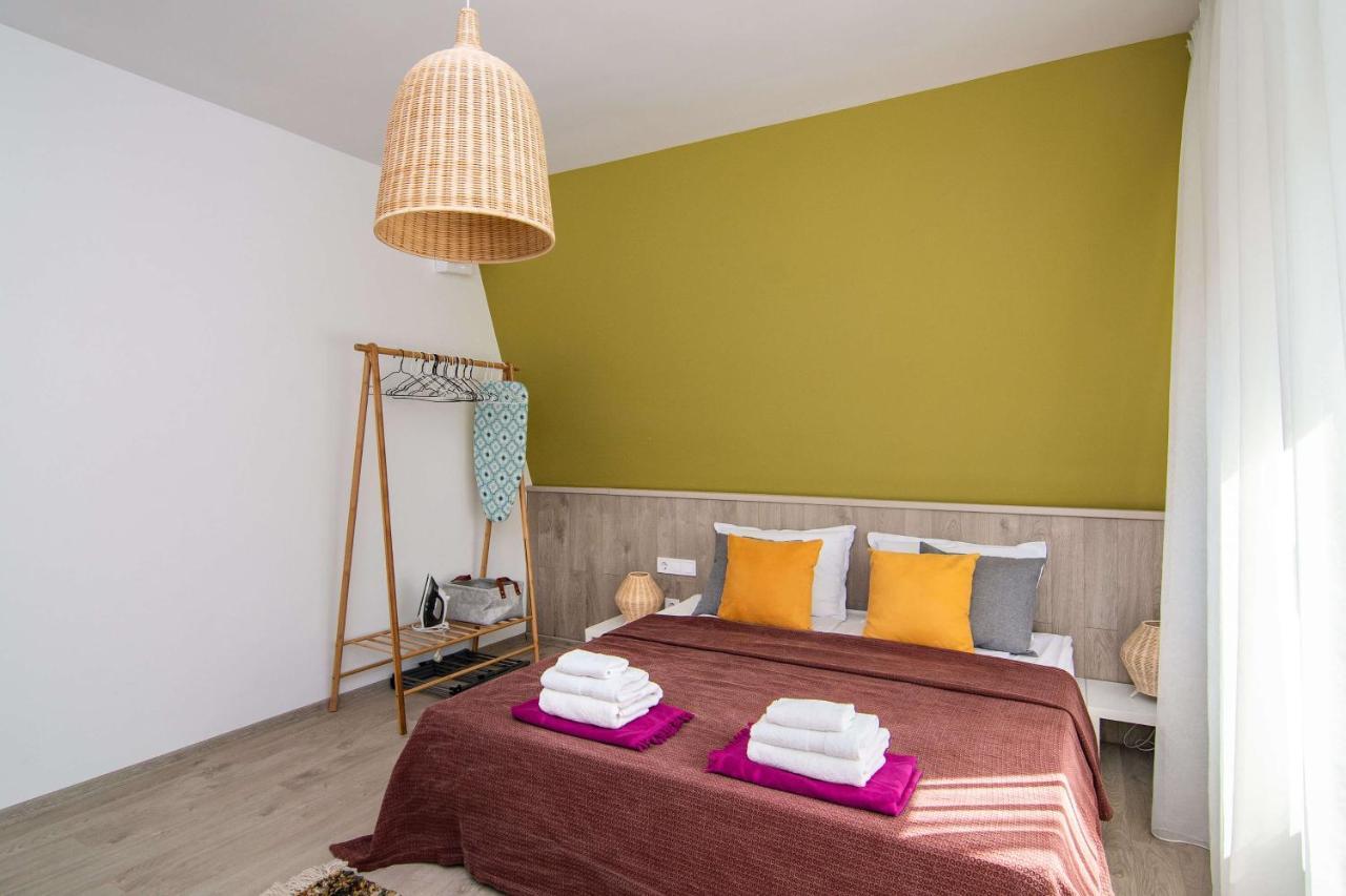 Luxury City Center Two Bedroom Apartment Close To Beach Varna Esterno foto