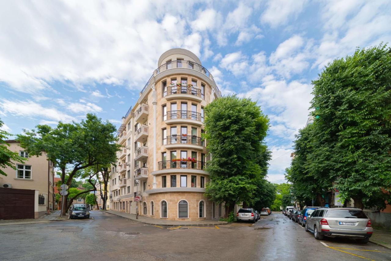 Luxury City Center Two Bedroom Apartment Close To Beach Varna Esterno foto